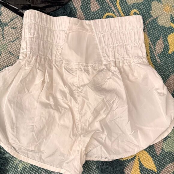 Free People White High Waisted Shorts Medium - Picture 3 of 3